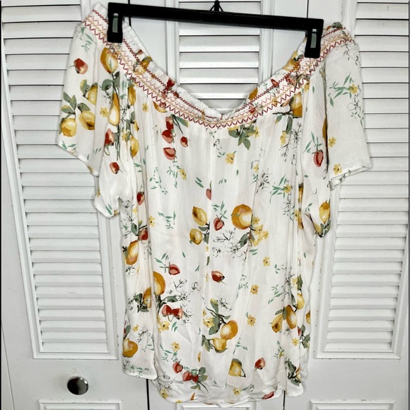 Plus size 1x off the shoulder top - Picture 11 of 11